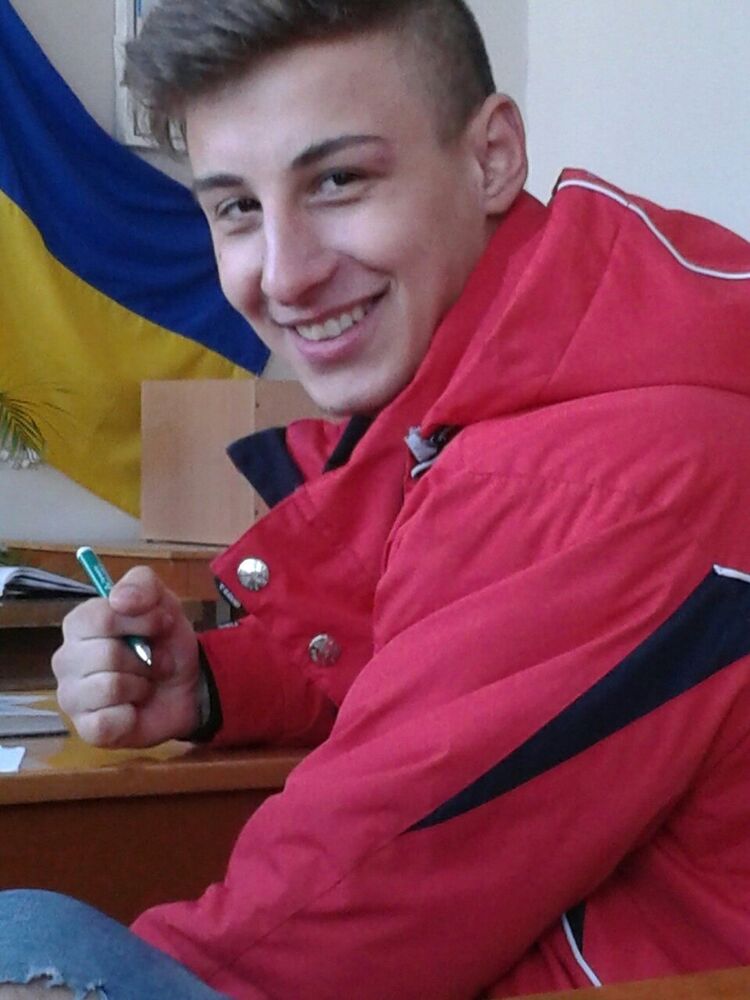  5833136  Vasya, 30 ,    