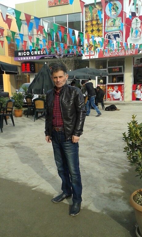  15811756  Ramo, 52 ,    