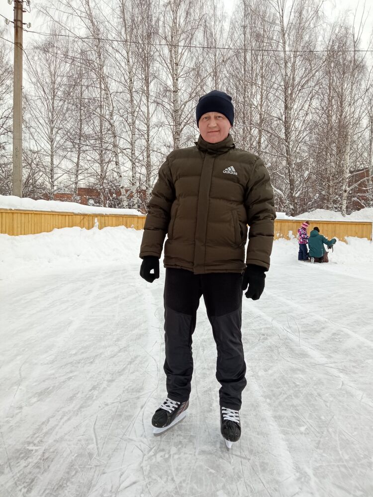  31282006  Andrey, 41 ,    