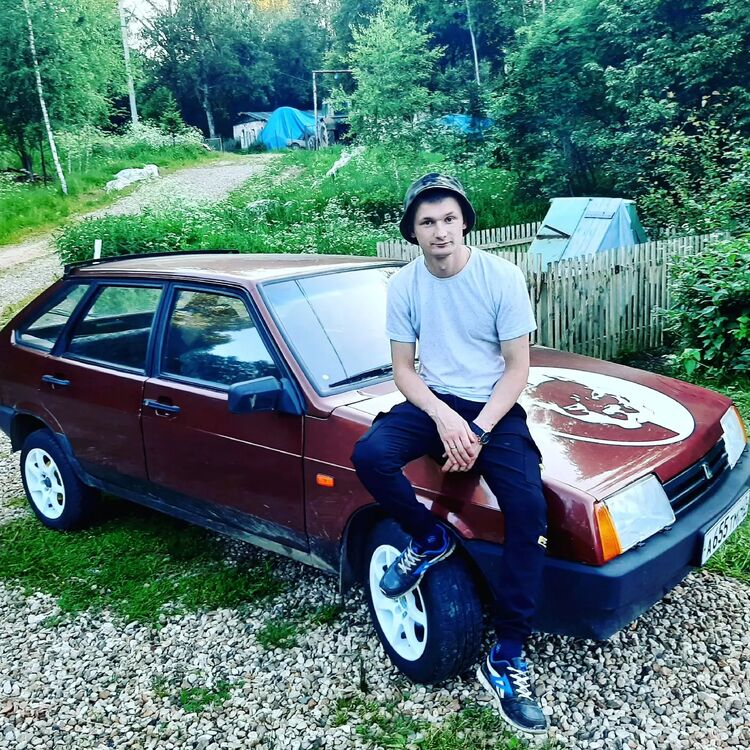  ,   Ivan, 28 ,   ,   
