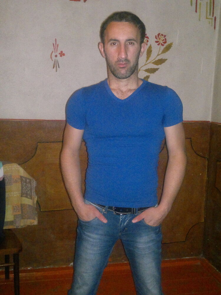  4485106  Famil, 36 ,    