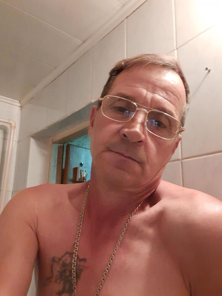  30529996  , 57 ,    