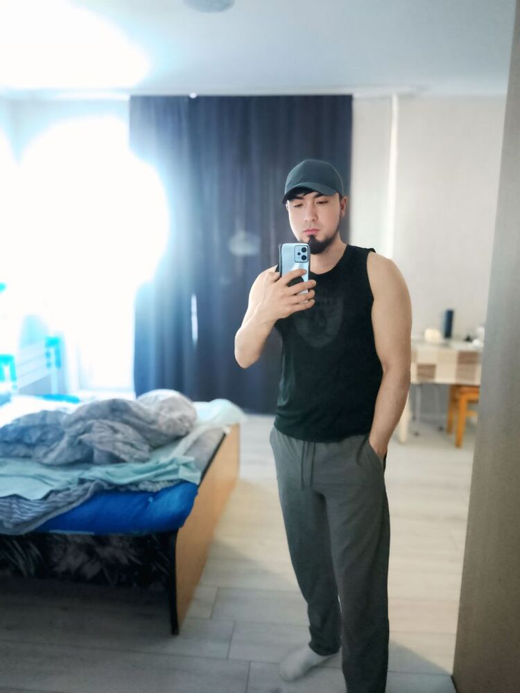  54410056  Ruslan, 28 ,    