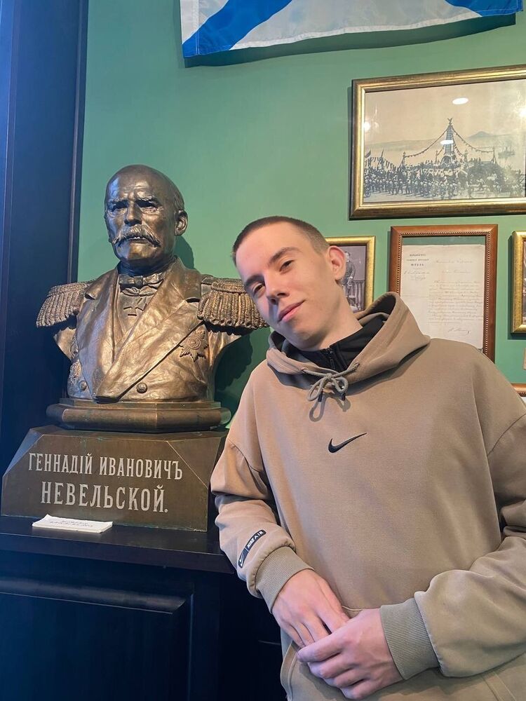 ���������� �����������, ���� ����� ����, 19 ���, ������������ ��� ������, ����� � ���������, c�������� ���������