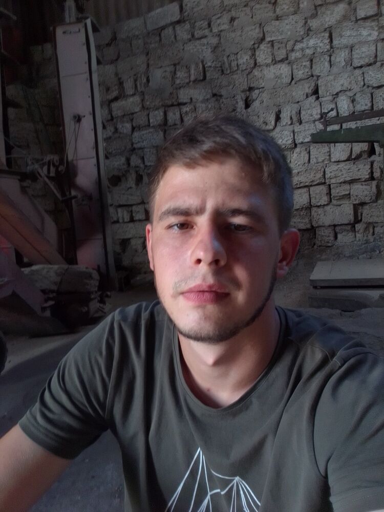  ,   Andrey, 25 ,   ,   