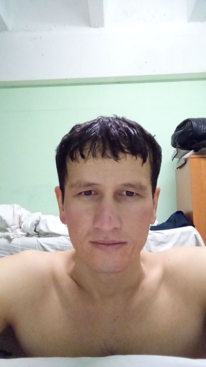  42395166  Nematjon, 33 ,    
