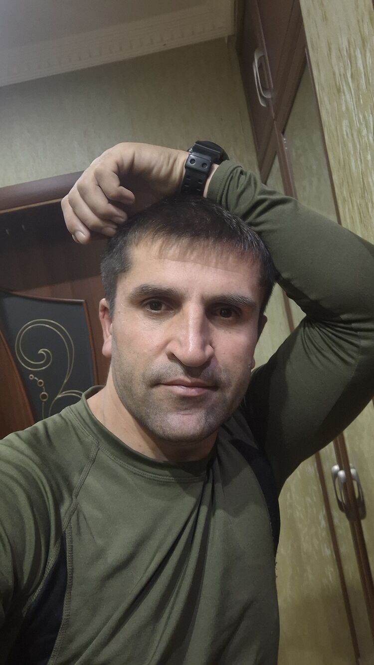  53668836  Alic, 40 ,    