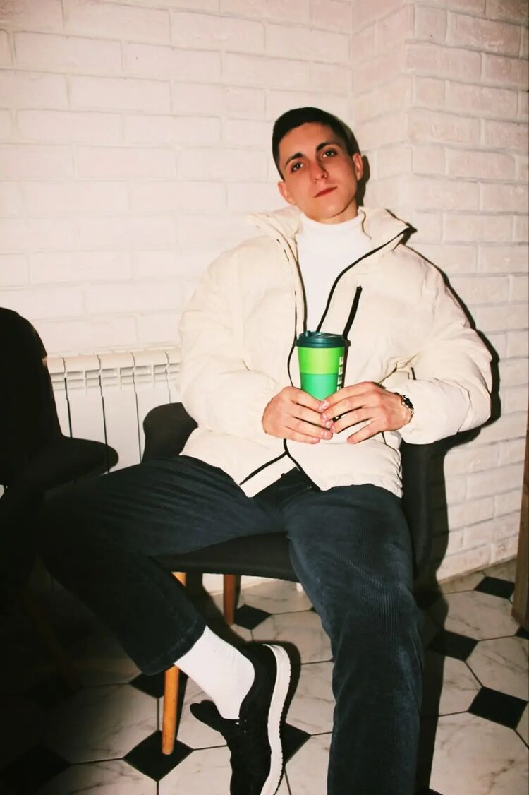  29513146  Sergey, 25 ,    