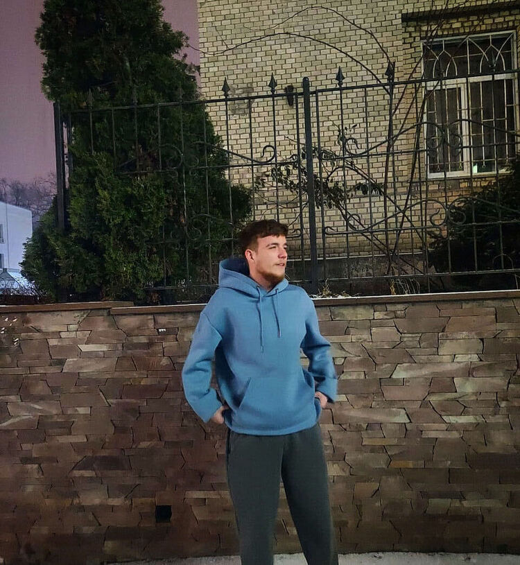  ,   Emil, 25 ,   ,   