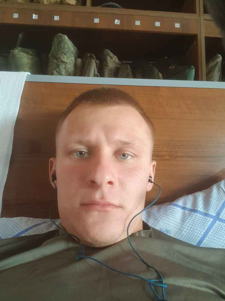  ,   Vlad, 23 ,   ,   , c , 