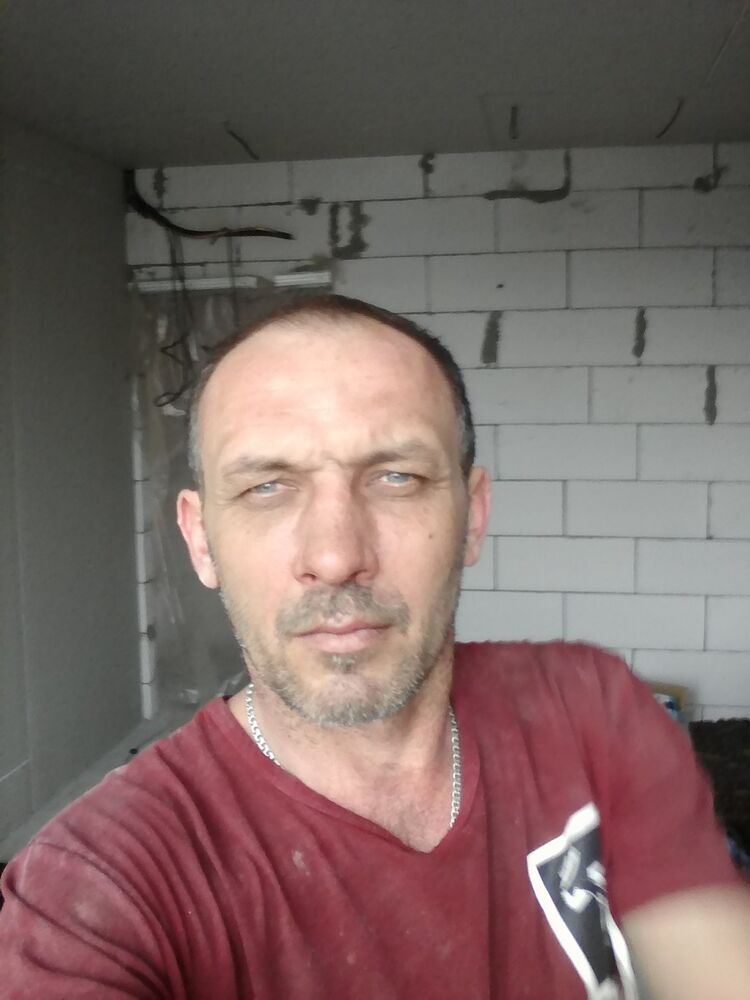  ,   Mihail, 49 ,   ,   , c 