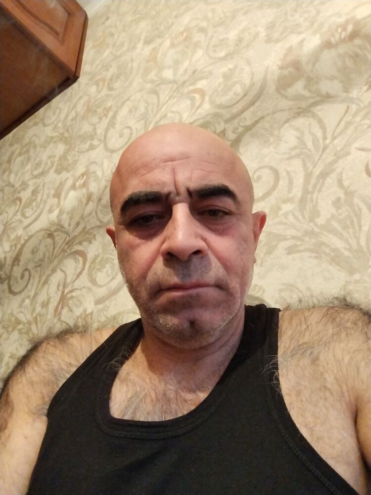  48291746  Eduard, 54 ,    Deleted