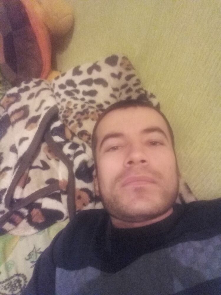  18718306  , 37 ,    