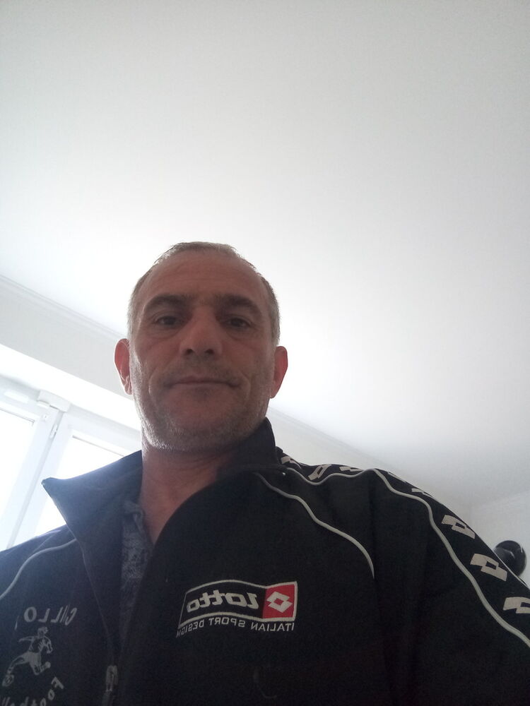  ,   Armen, 51 ,   ,   , c 