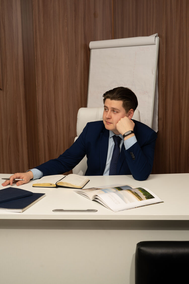  28727716  Dmitrii, 26 ,    -