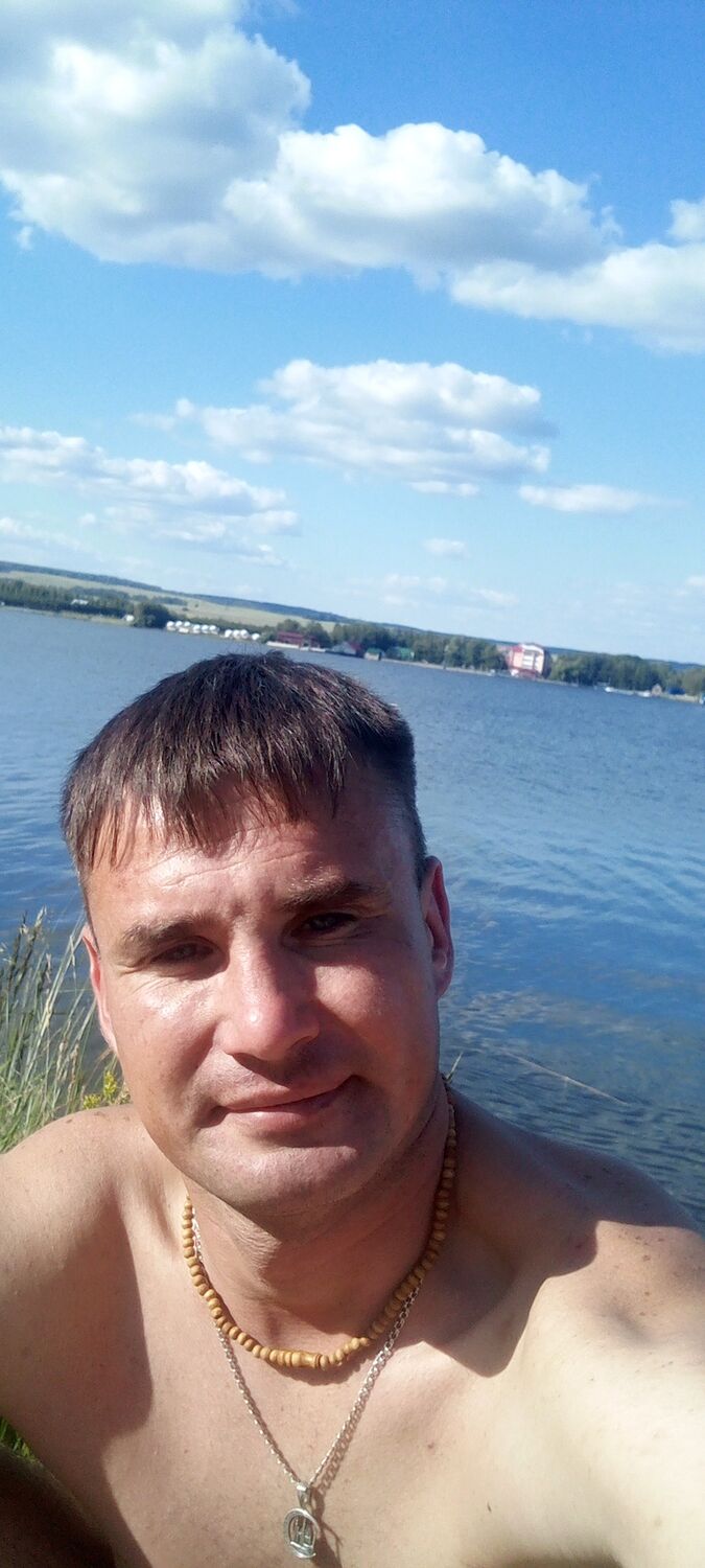  31676996  , 36 ,    