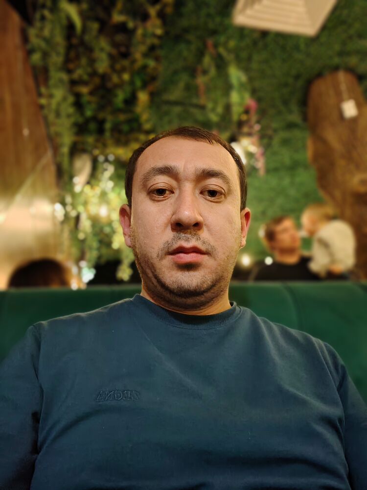  52604056  Davlat, 32 ,    