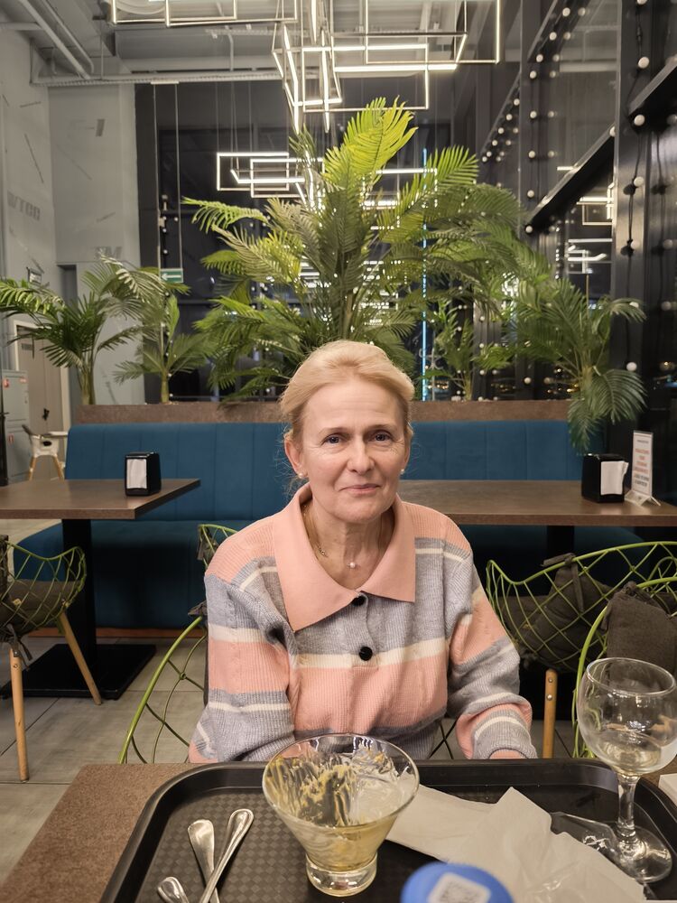 ���� 55142726 ������� Elena, 64 ����, ���� ���������� � ������