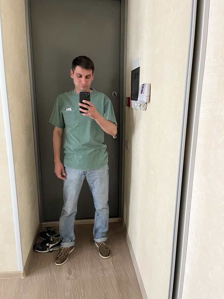  43901936  , 40 ,    