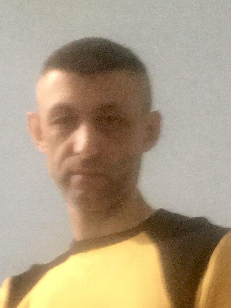  42276756  , 49 ,    