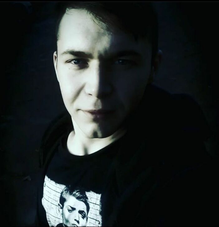  30877446  , 27 ,    