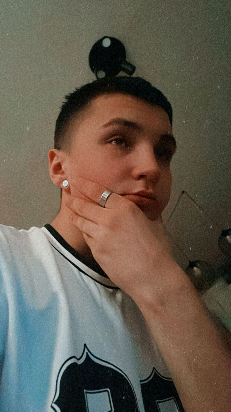  34841236  , 22 ,    