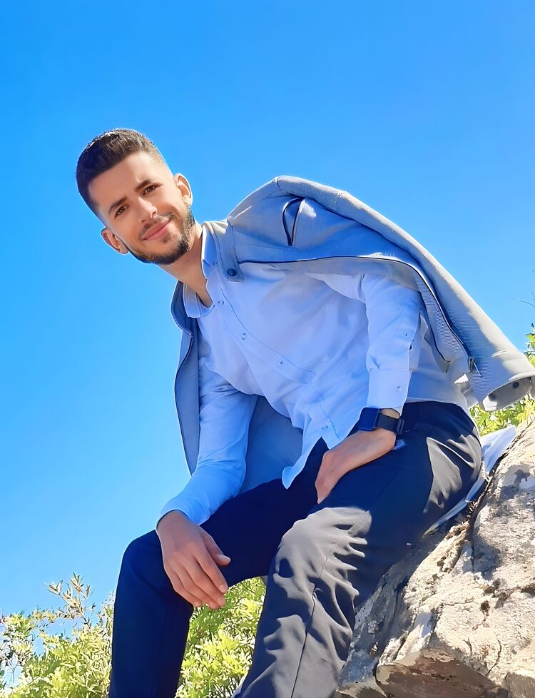  ,   Zakaria, 29 ,   ,   , c 