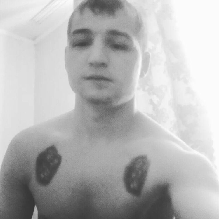  48707576  , 32 ,    