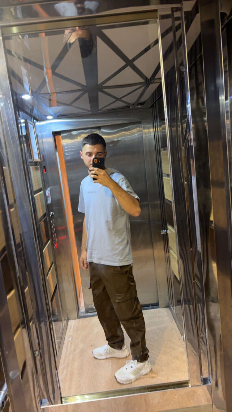  52789676  SUAD GASHI, 20 ,    