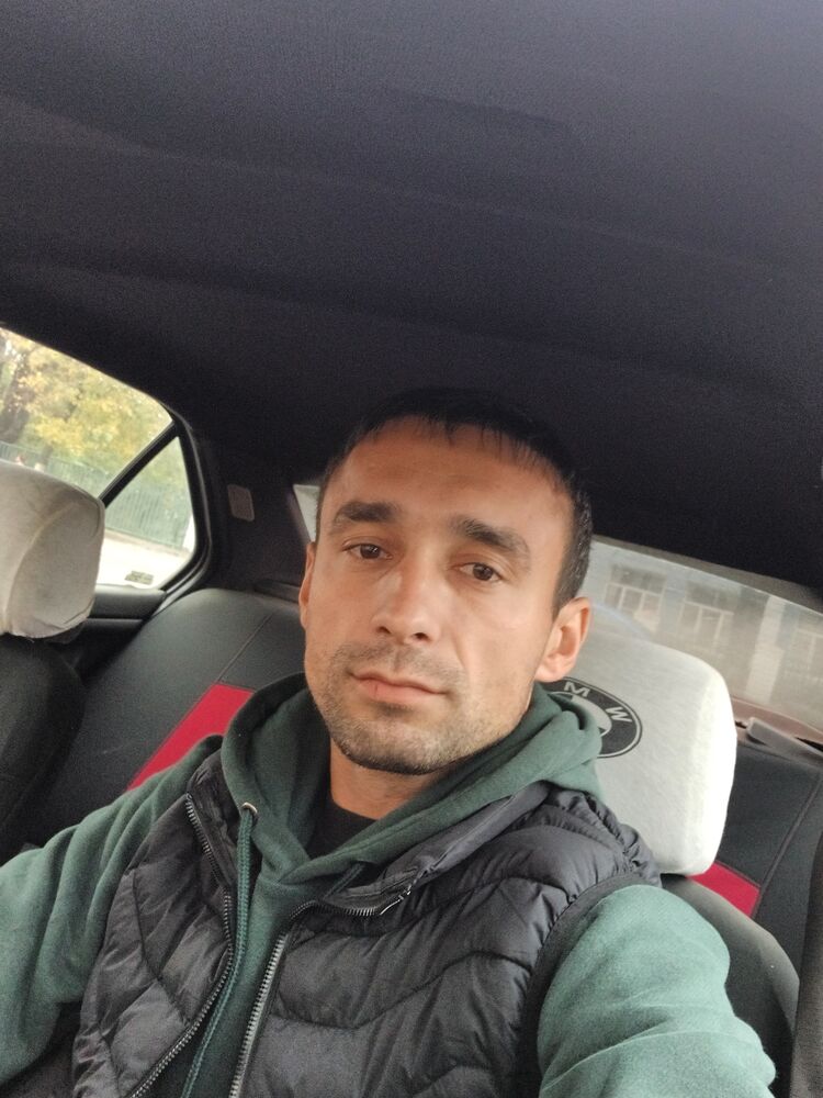  46928646  , 29 ,    