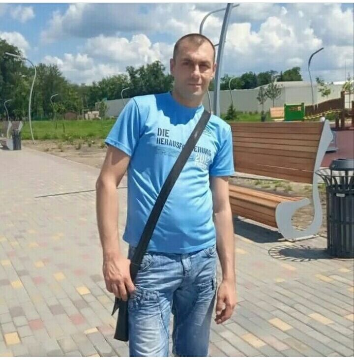  43703126  , 40 ,    