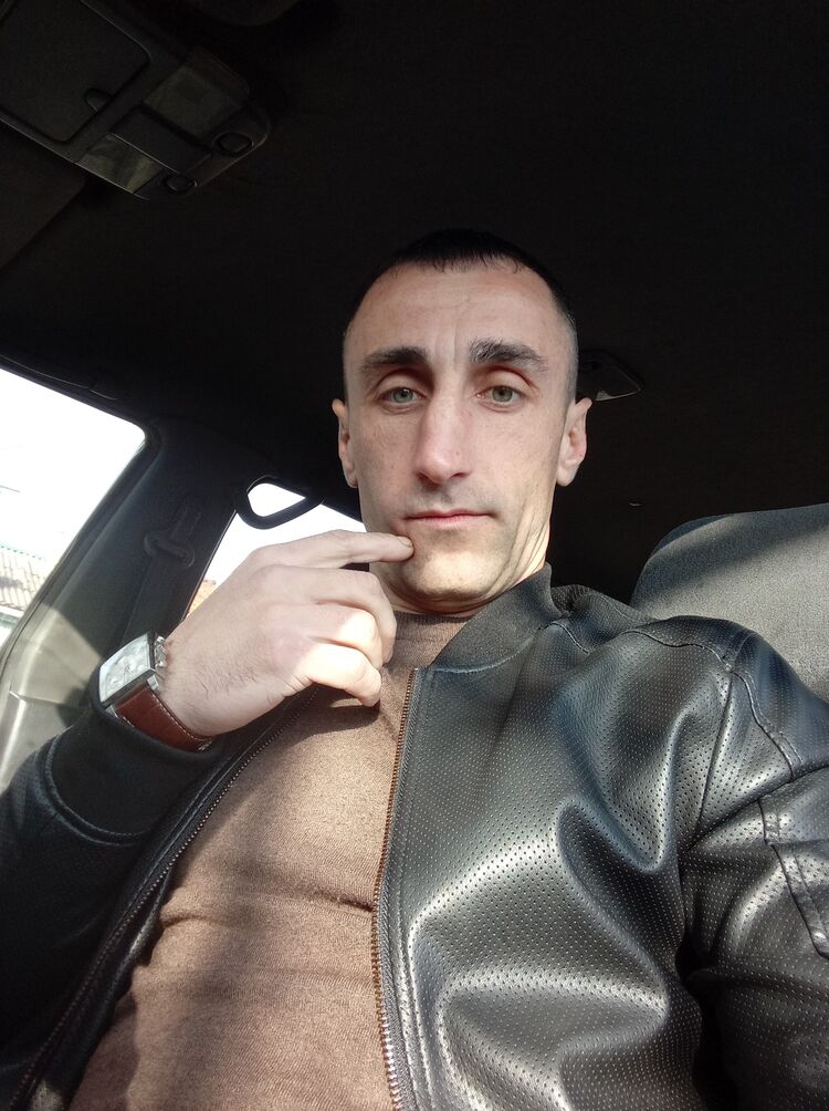  37733246  , 35 ,    