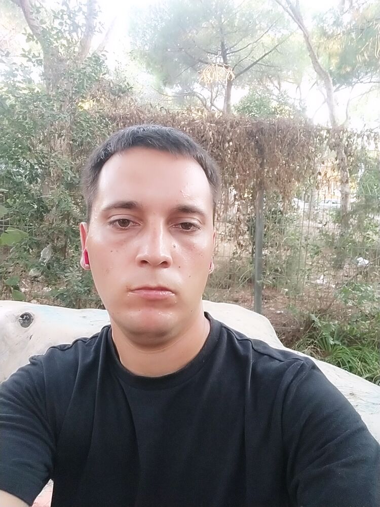 ,   Alex, 30 ,   ,   , c , 