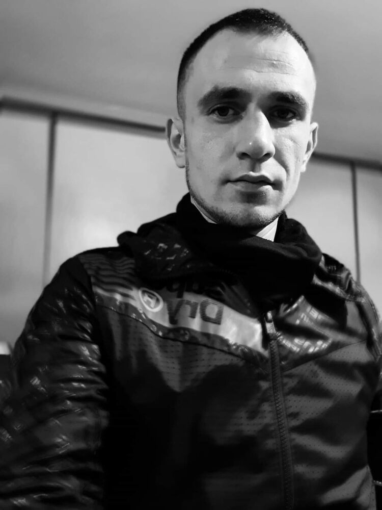 ���� 18997046 ������� Maxim, 34 ����, ���� ���������� � ��������