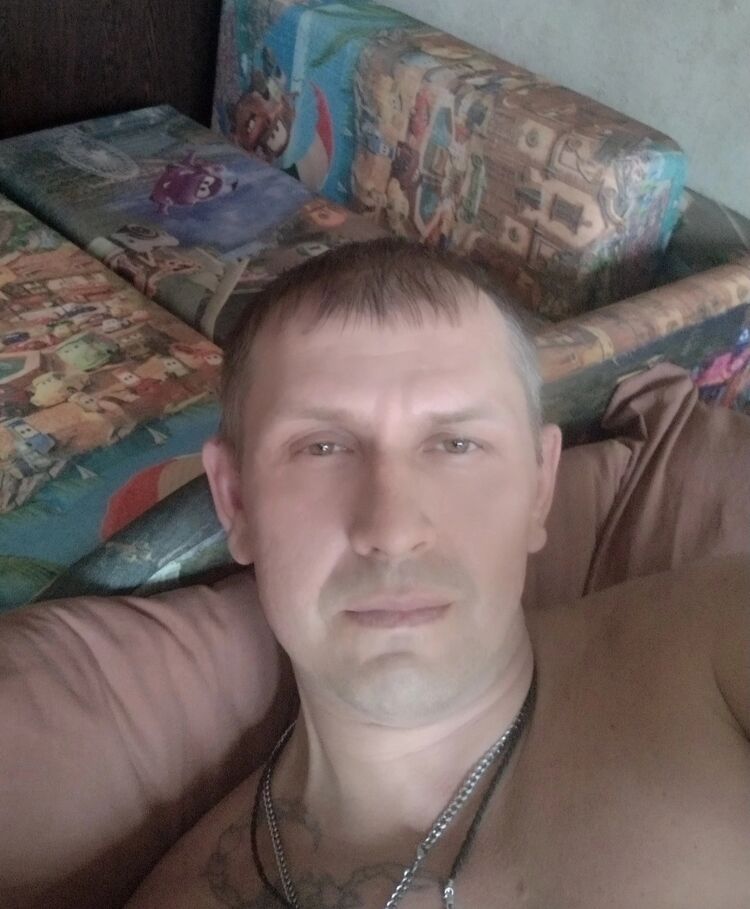  28848246  , 44 ,    