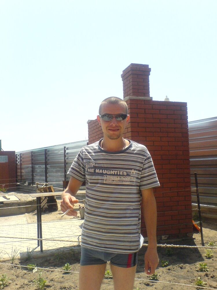  ,   Pavel, 45 ,   