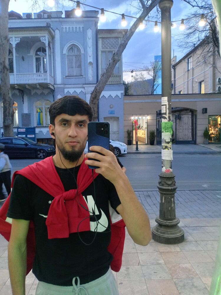  ,   Maga, 23 ,   ,   