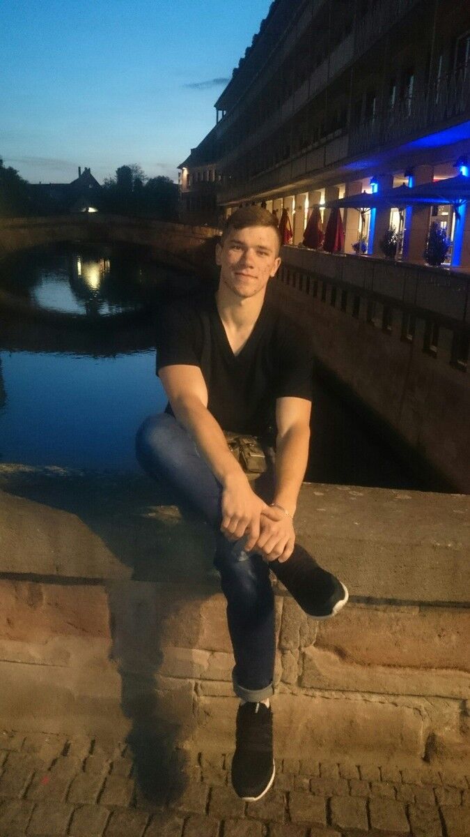  ,   , 32 ,   