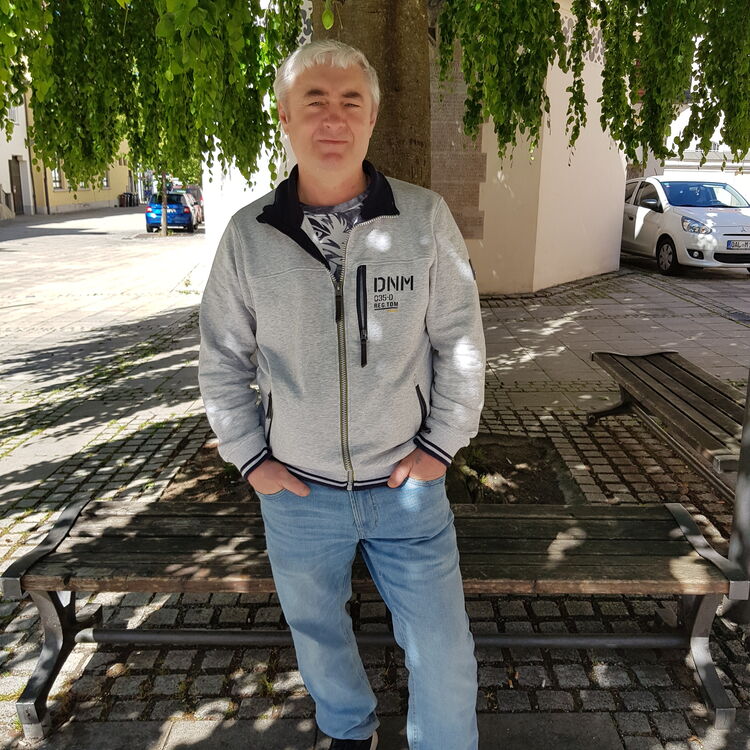 ���� 56163356 ������� Eduard, 49 ���, ���� ���������� � Eching