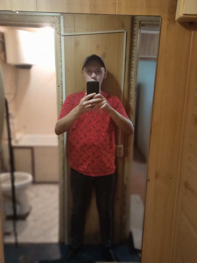  54384936  Vlad, 21 ,    