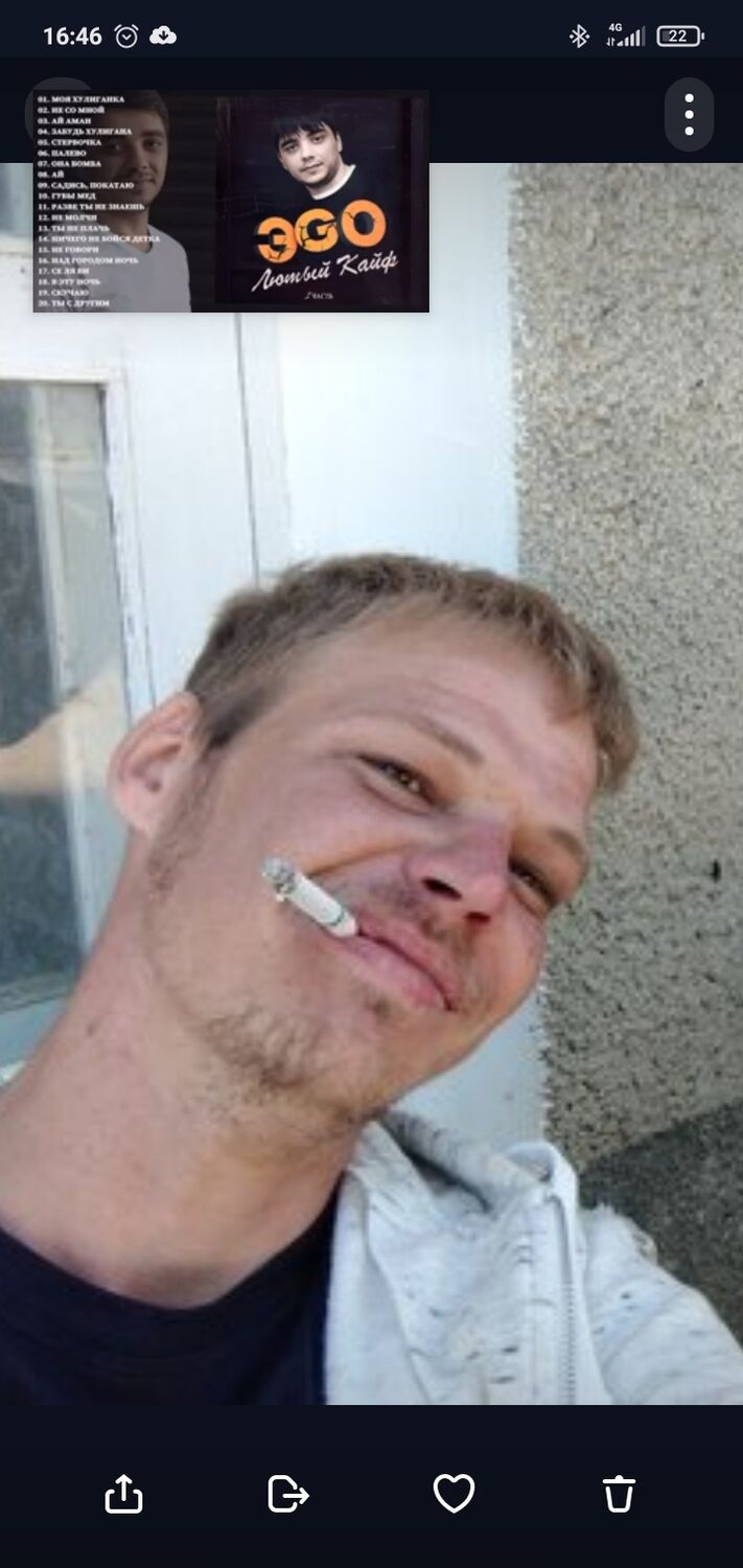  ,   Denys, 34 ,   ,   