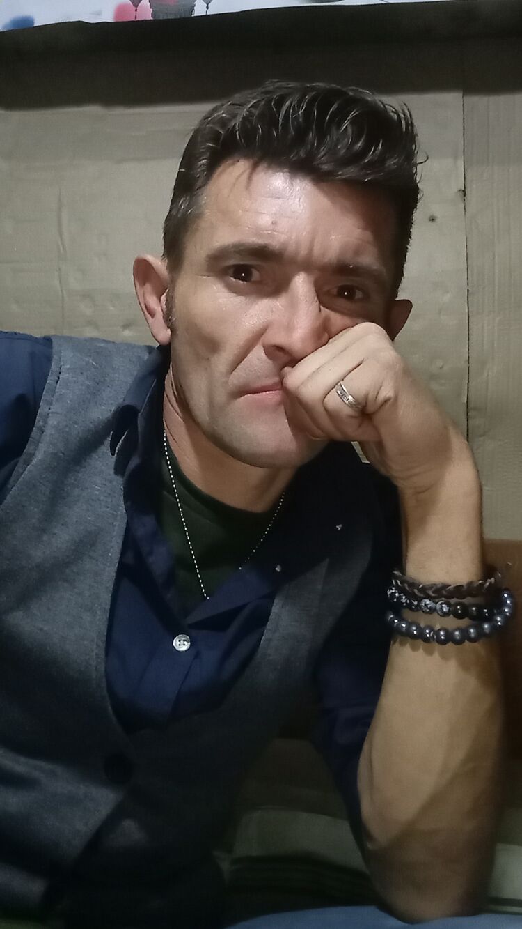  38264446  , 49 ,    
