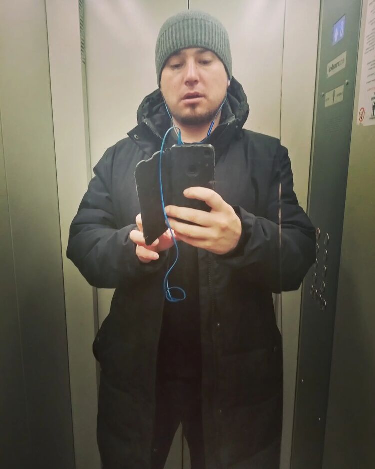  44477296  , 36 ,    