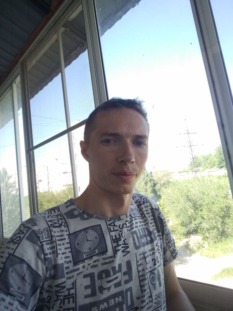  ,   Slava, 35 ,     