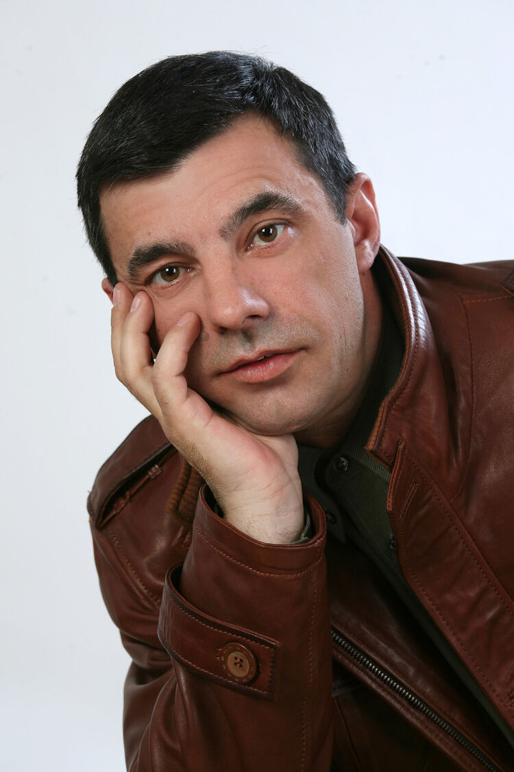 ���� 4374986 ������� �����, 52 ����, ���� ���������� � ������