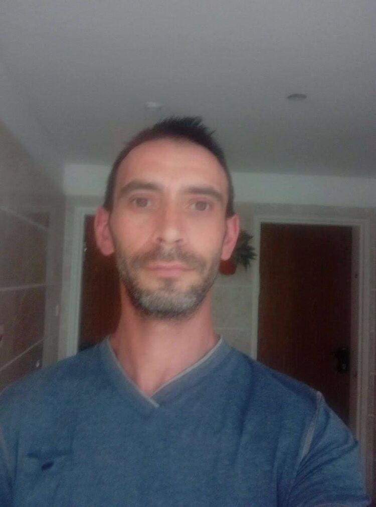  19698706  Viktor, 40 ,    Ashqelon
