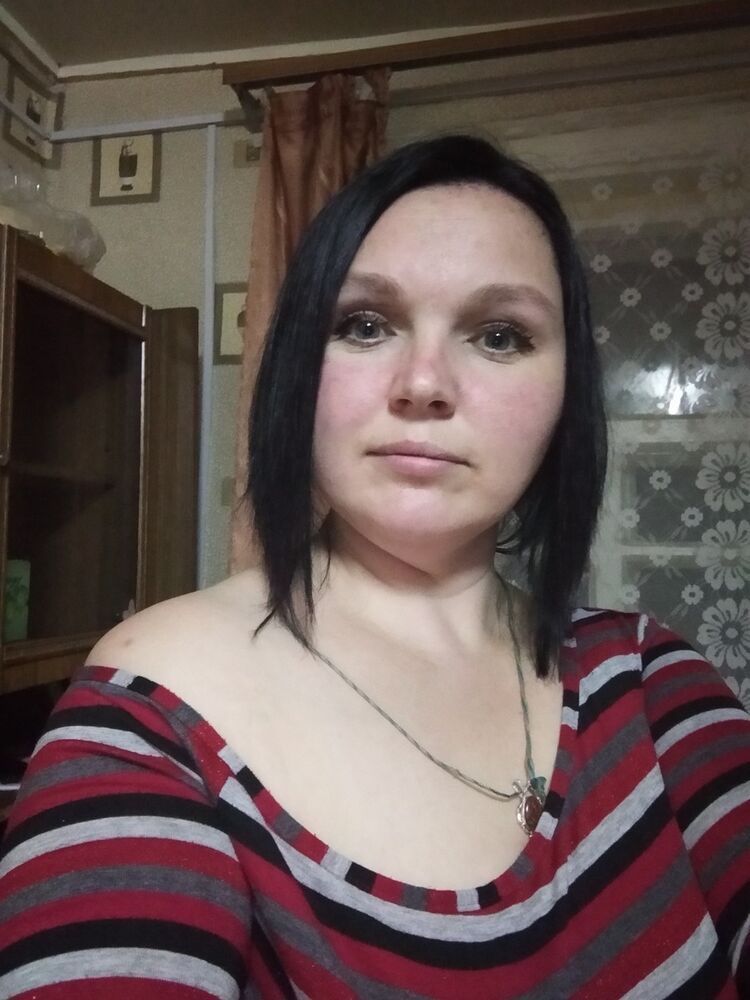  18921576  Victoria, 38 ,    