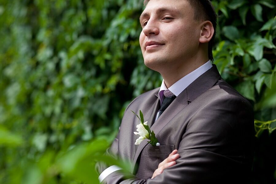  37740676  Konstantin, 41 ,    