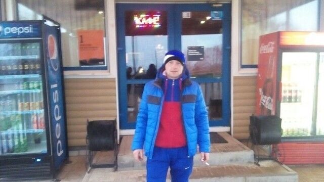 ,   Alexei, 41 ,   ,   , c 