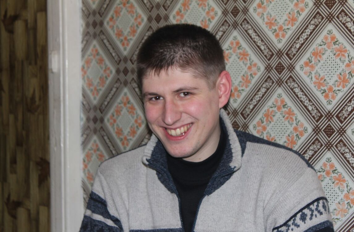  -,   Anton, 33 ,     , c 